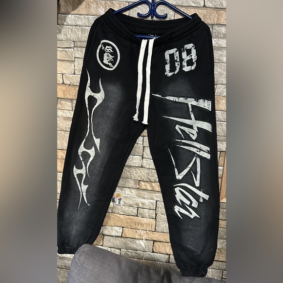 Hellstar Sweatpants - Picture 2 of 2